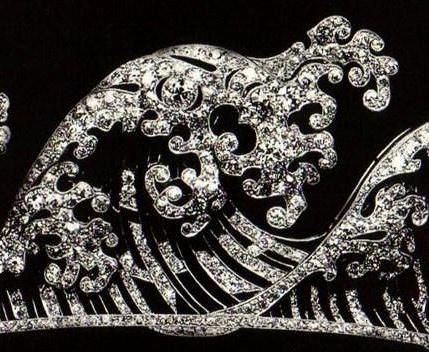 Boucheron-wave-tiara.jpg