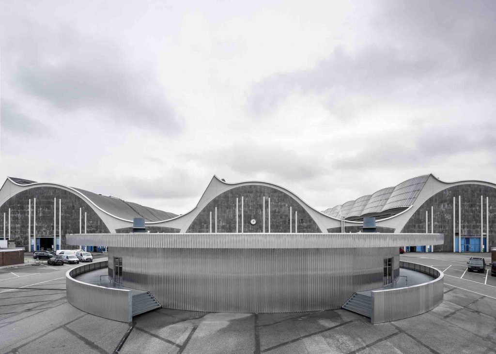 Grossmarkt_Theatre_Pavilion_johandehlin_aluminiowy pawilon Carmody Groarke 01