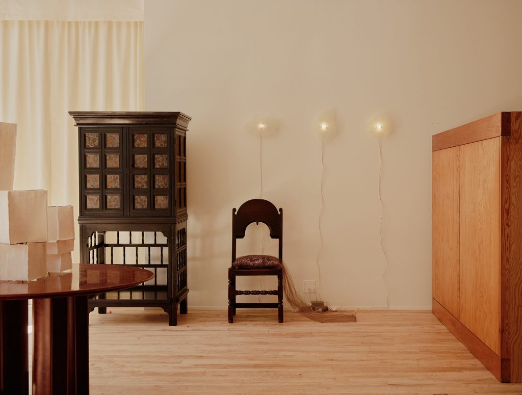 Jacqueline Sullivan Gallery w TriBeCa-pointofdesign6