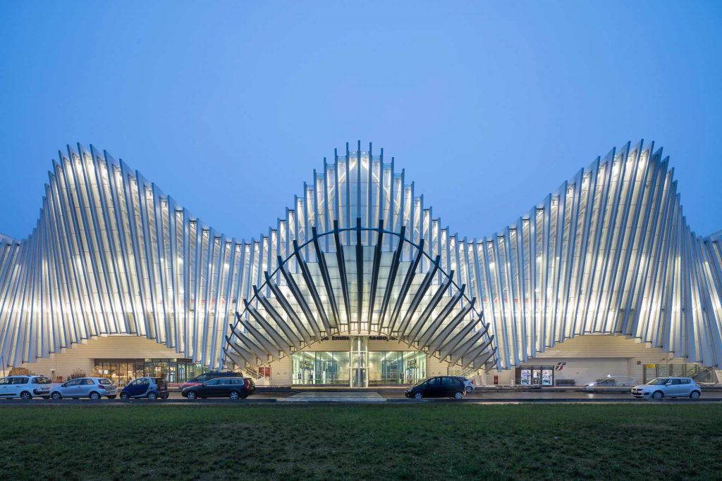 Santiago Calatrava reggio-nell-emilia-mediopadana-02