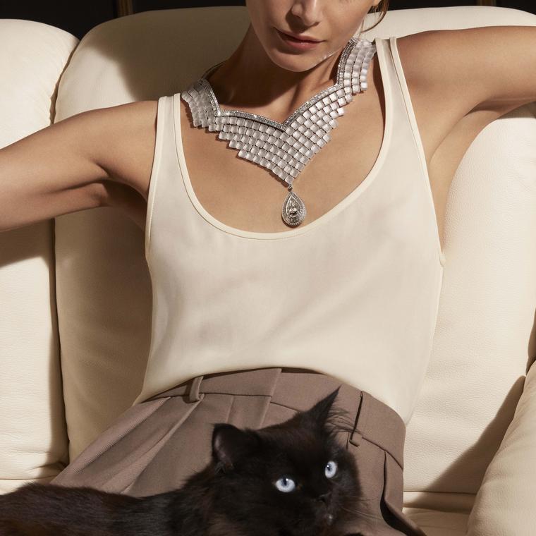 boucheron_vu_de_26_paves_de_cristal