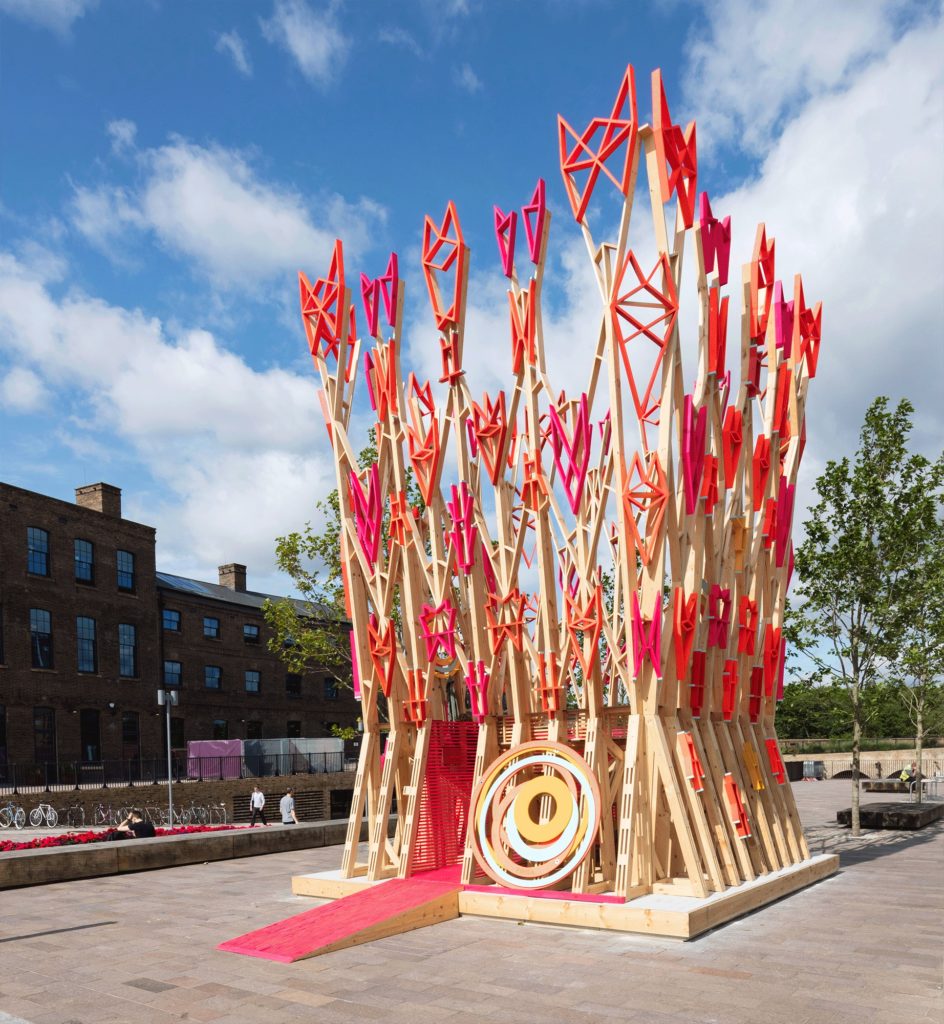 pawilony Museum of Architecture’s Wooden Parliament AMID.cero9 London