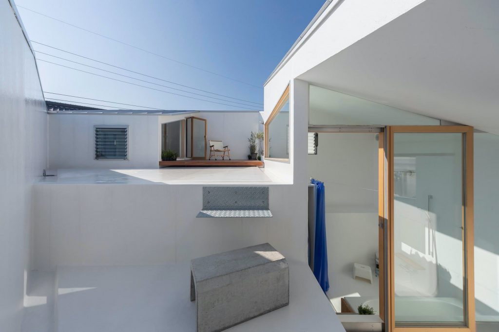 house-in-takatsuki-tato-architects wielopoziomowy dom 08