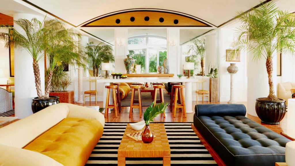 palm-heights-grand-cayman-beach-hotel-gabriella-khalil styl karaibskiej rezydencji z lat 70. 01