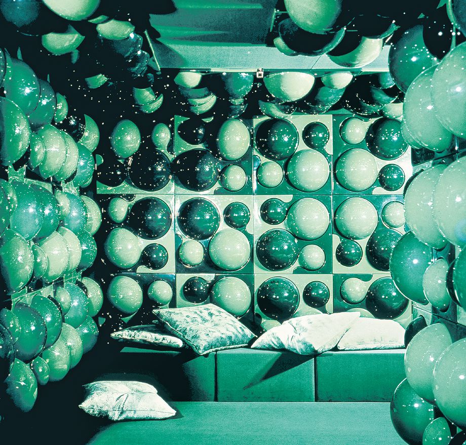 verner_panton_visiona_2_phaidon_bubble_room